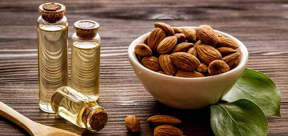 Badem Yağının Faydaları Nelerdir? Ne İşe Yarar?
